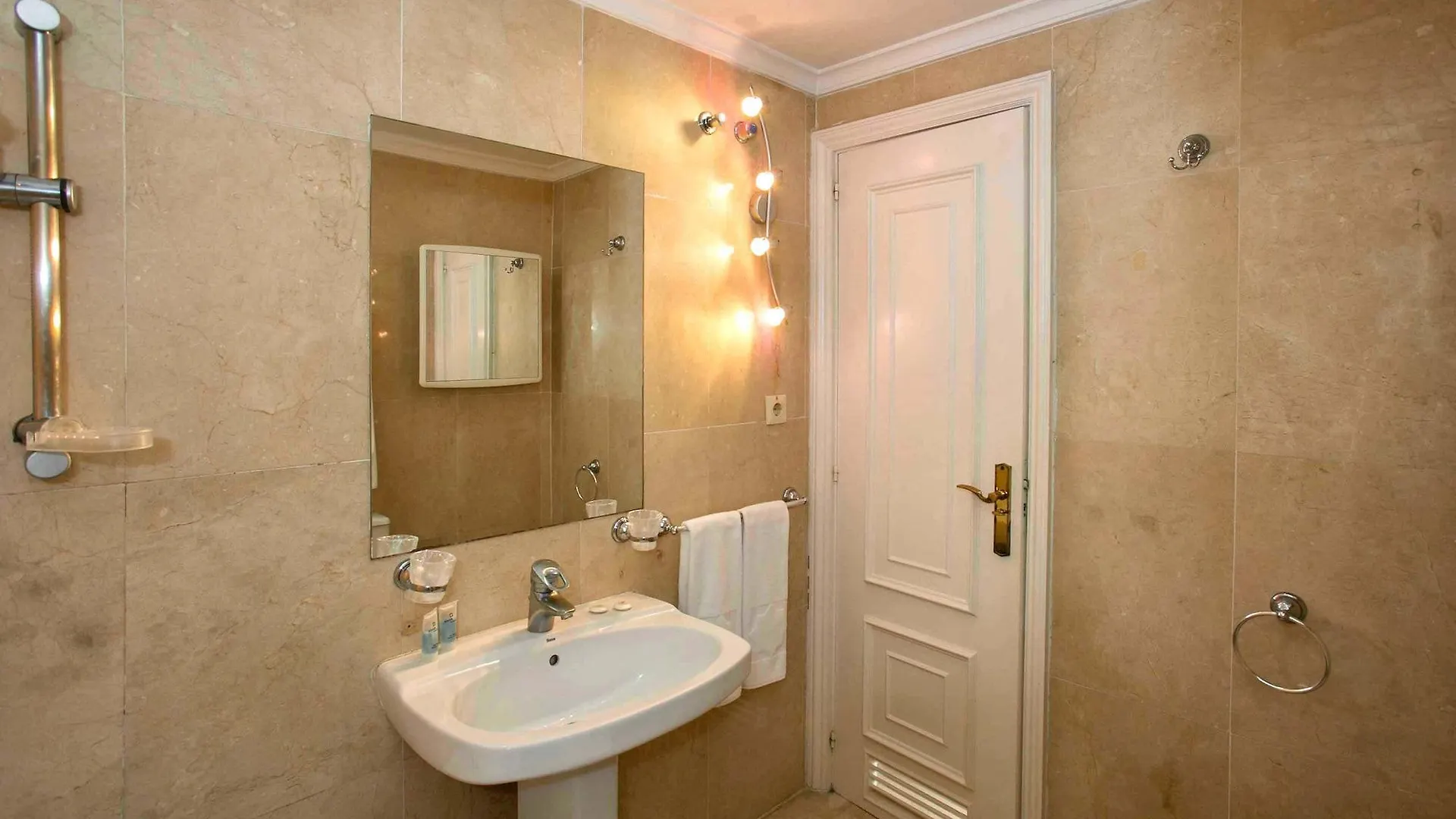 Ona Club Bena Vista Apartment Estepona Spain